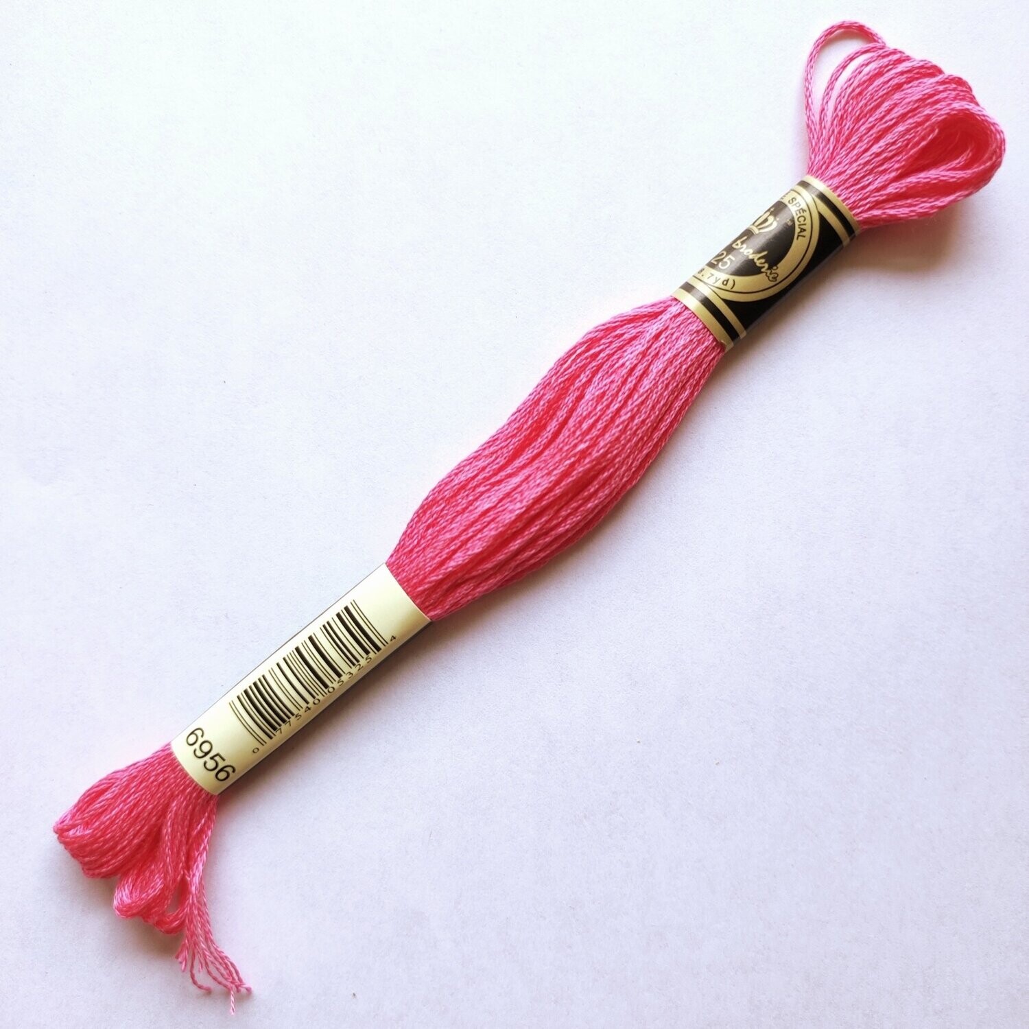 Fil coton mouliné spécial - 8 m - Coloris DMC 956