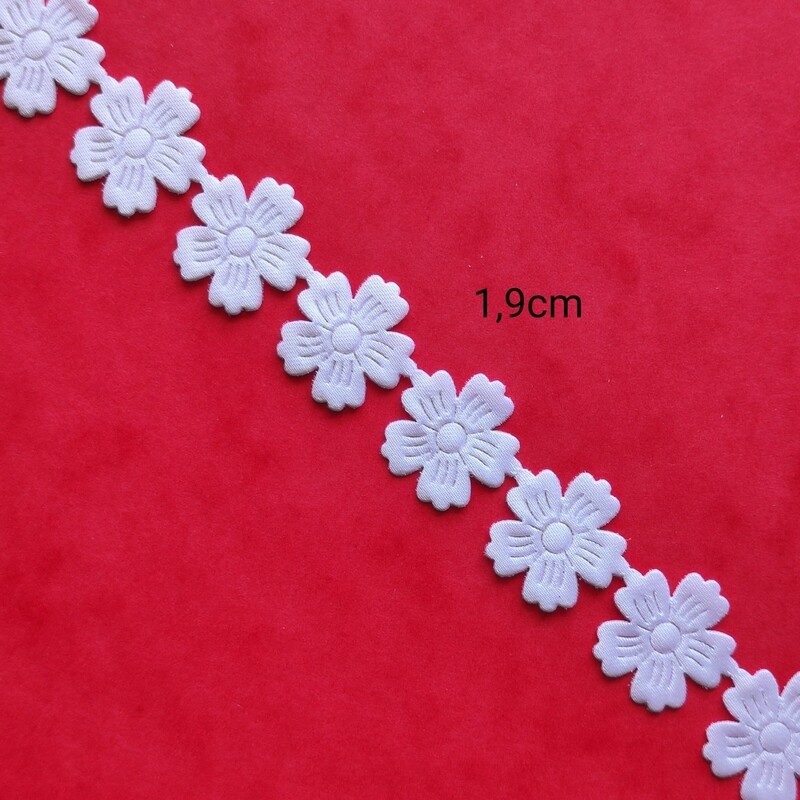 Ruban de fleurs blanches 1.9 cm de diamètre