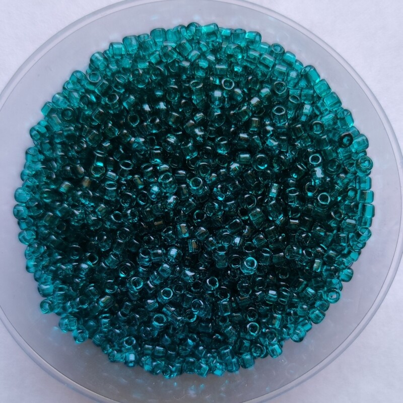 2600 perles en verre 2MM (40g) turquoise transparente