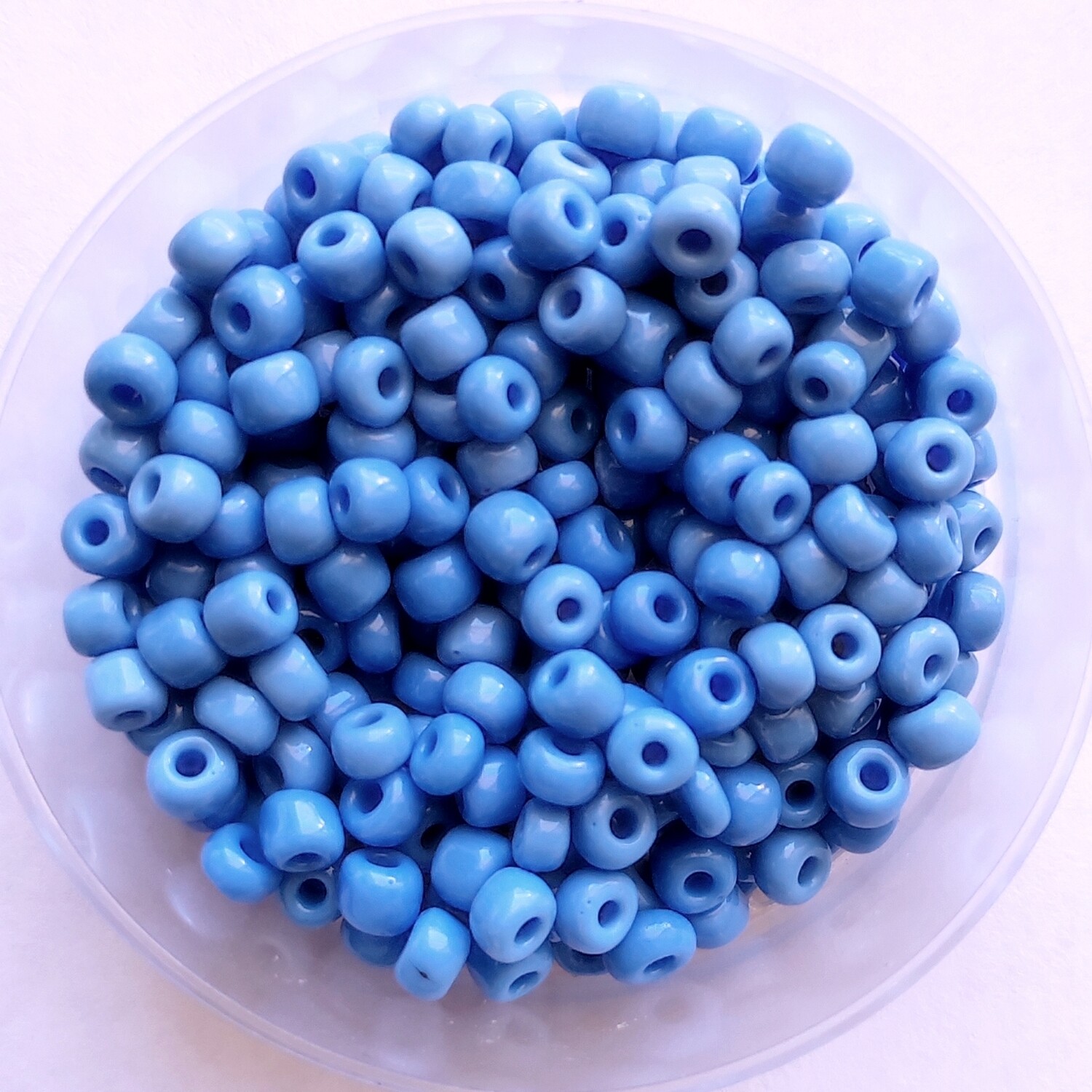 450 perles en verre 4MM (40g) bleu azur opaque