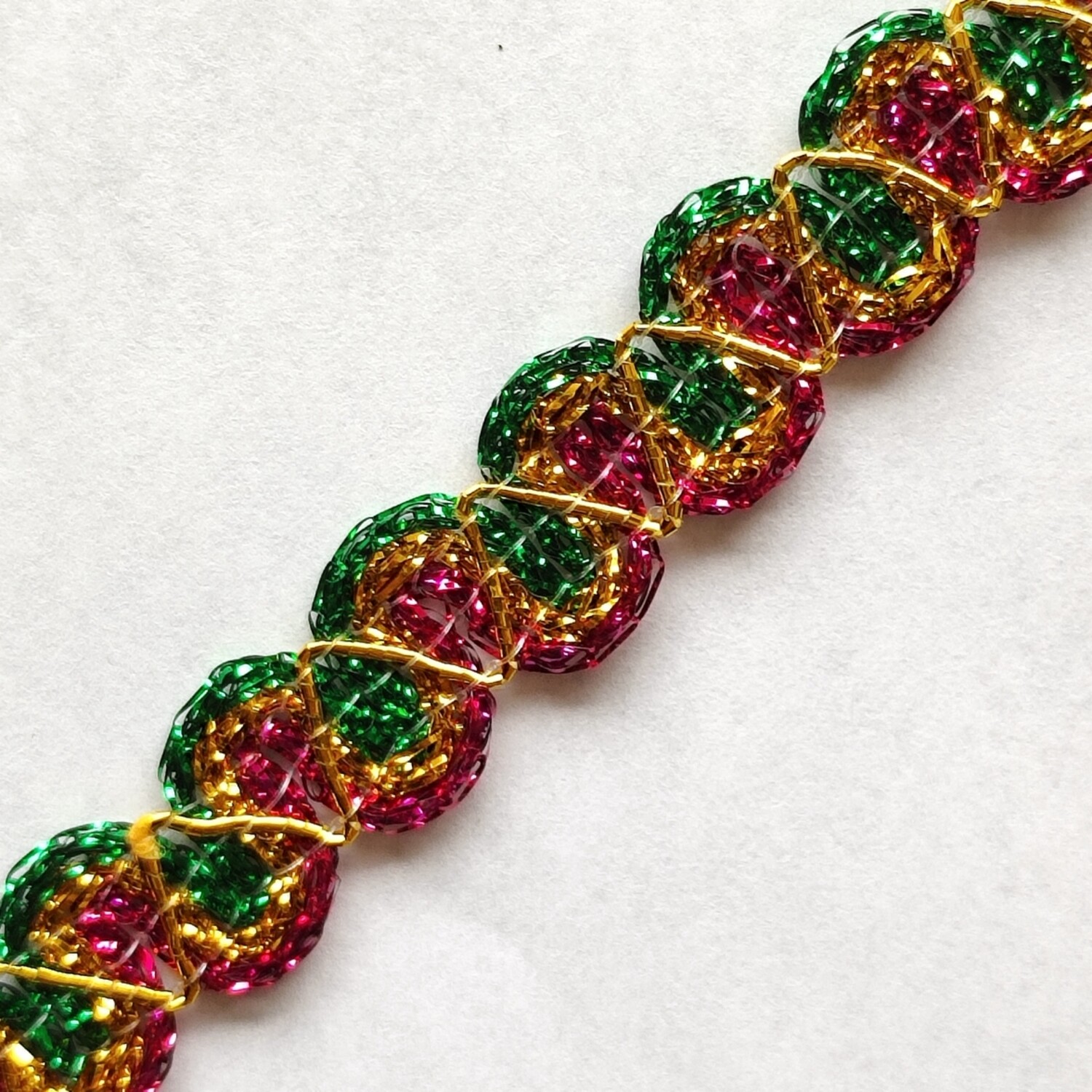 12,50 mètres galon vert /doré /fushia 1,3 cm