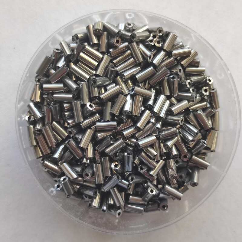 20g perles tube 4,5mm x 1,5mm gris foncé métallisé 