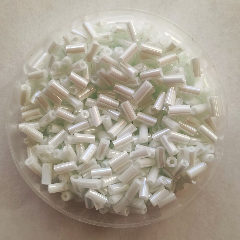 20g perles tube 4,5mm x 1,5mm vert d'eau glacé