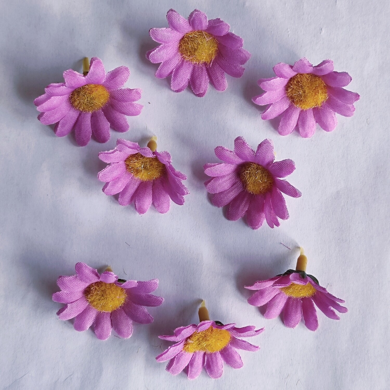 8 fleurs artificielles 4 cm rose violet