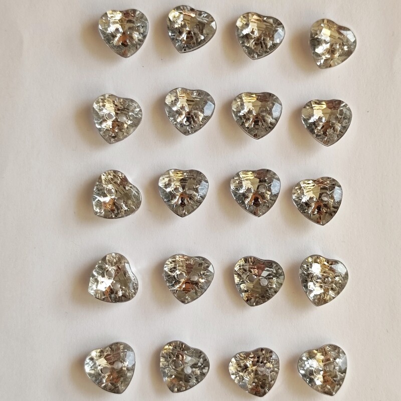 20 boutons coeur en acrylique 13mm argenté 