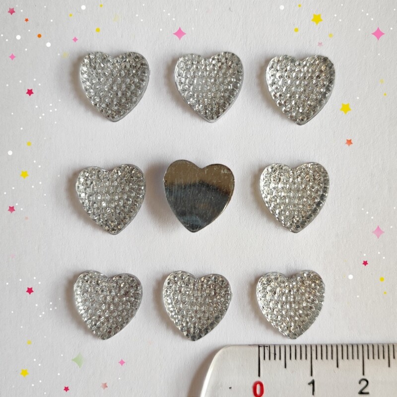 16 strass coeur acrylique 13mm