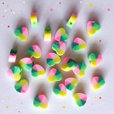 10 perles coeur rose/jaune/vert 1cmx4mm