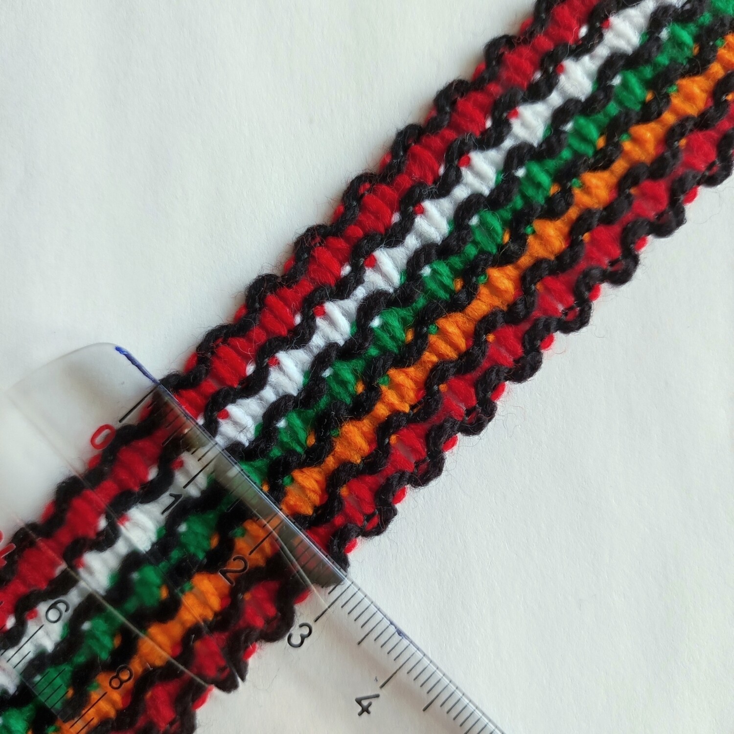 Galon kabyle 3cm coloré bord noir