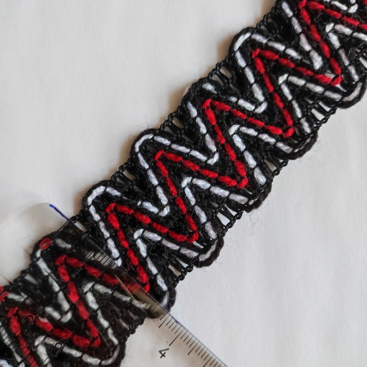 Galon kabyle noir/blanc/rouge 3,5cm