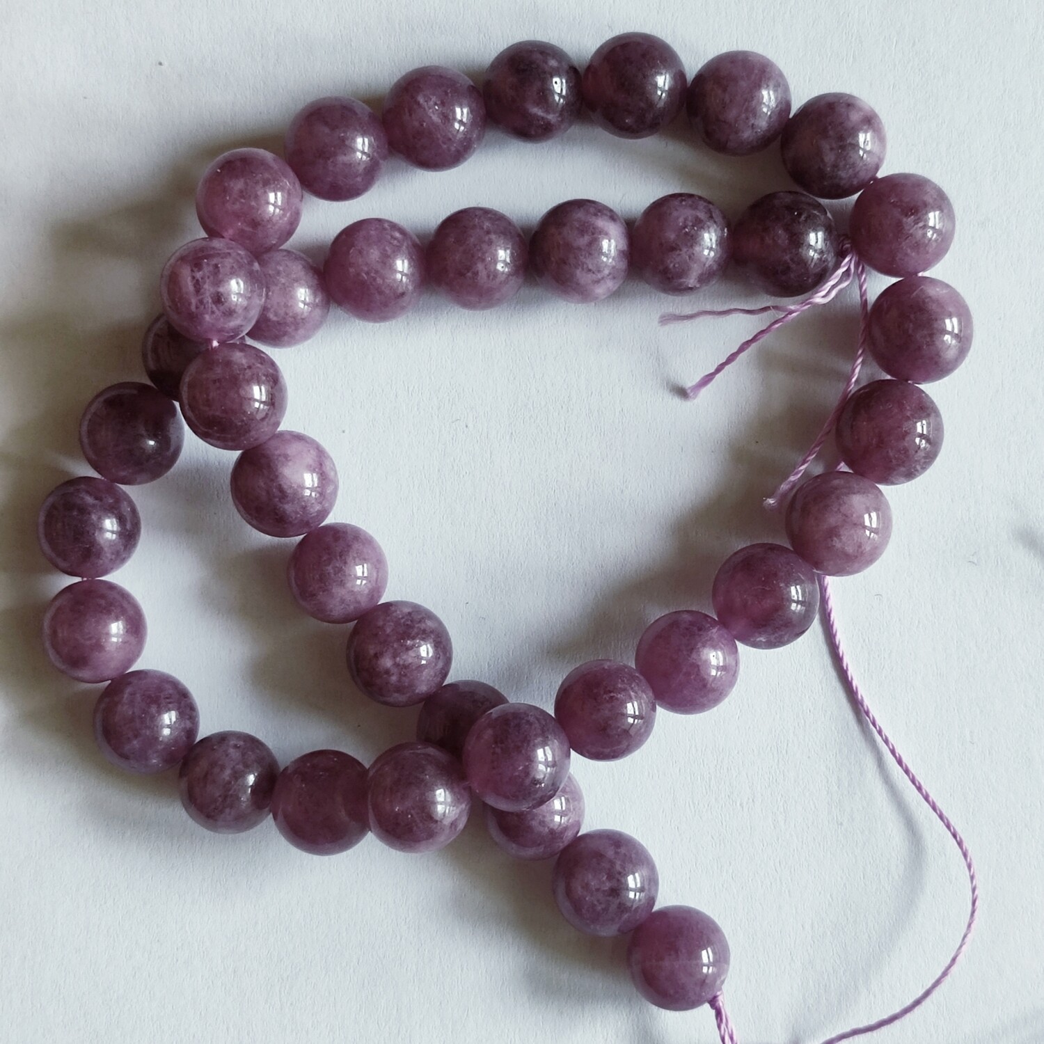 Perles pierre naturelle angélite 10mm parme