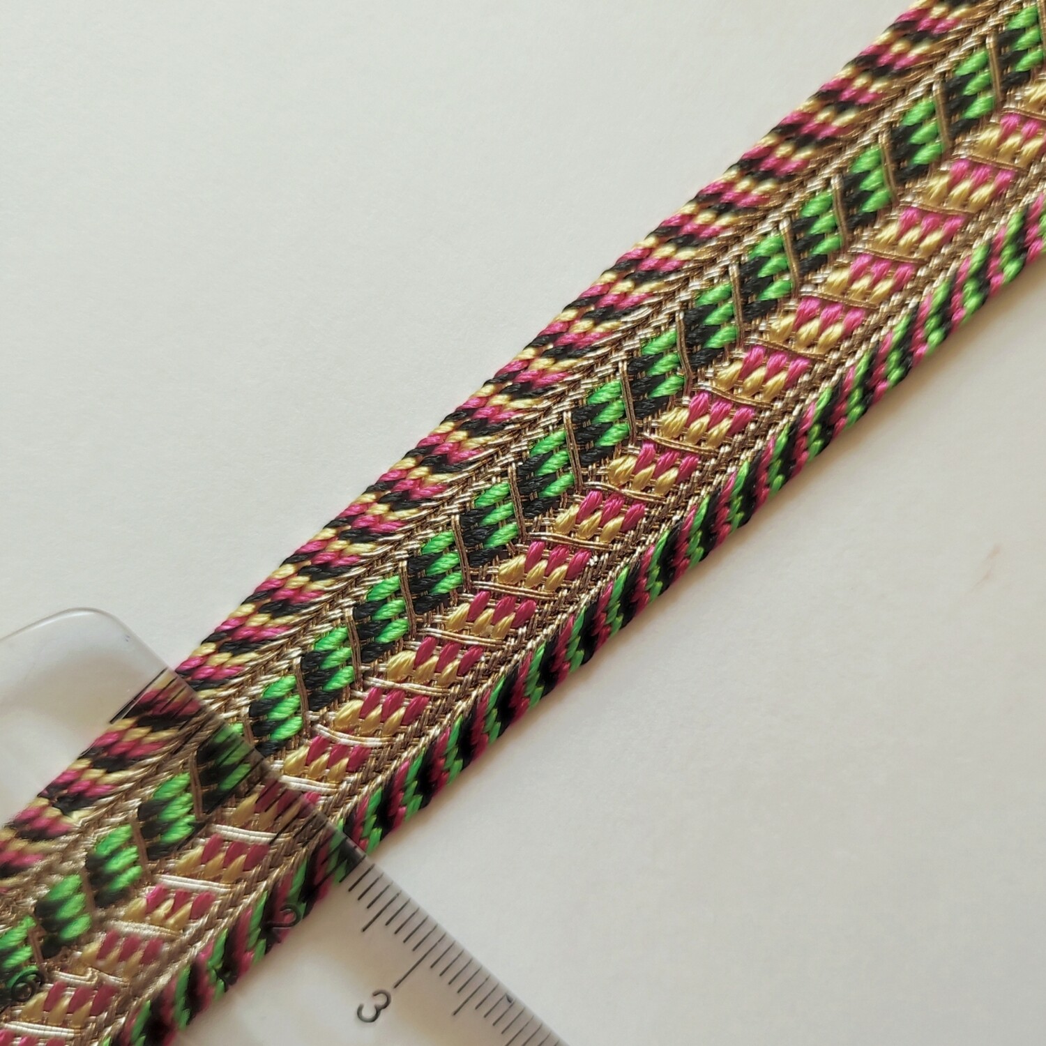 Galon kabyle 2,1 cm fushia , noir , vert , beige