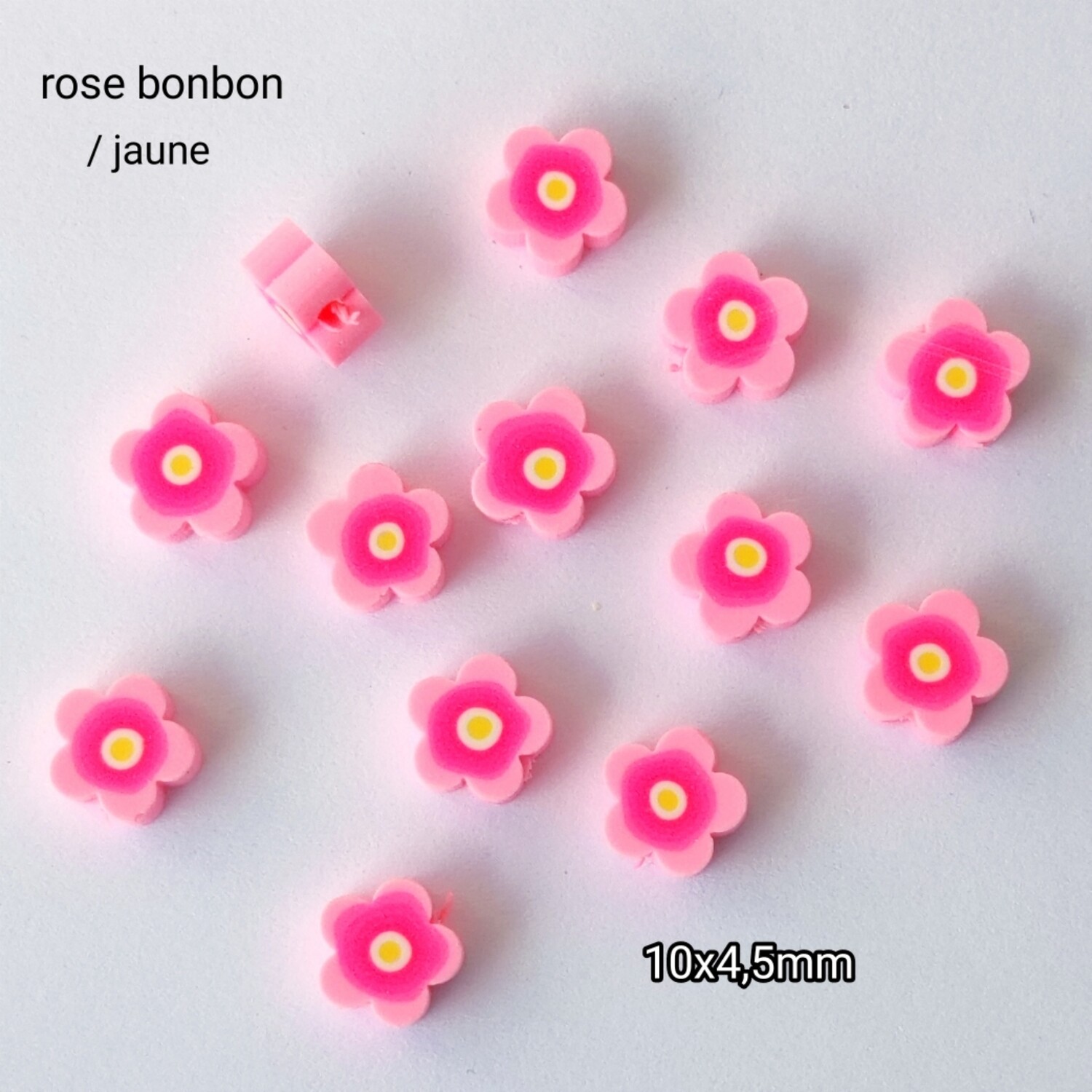 10 perles fleurs rose bonbon 