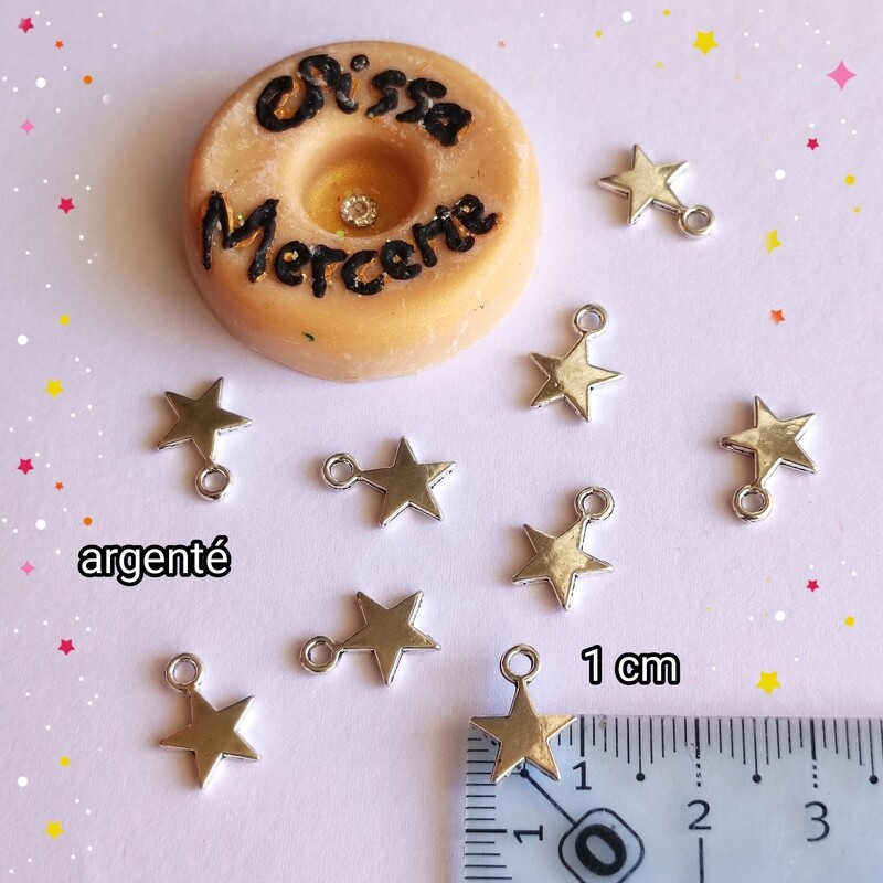 Pendentif étoile argenté 1 cm? 