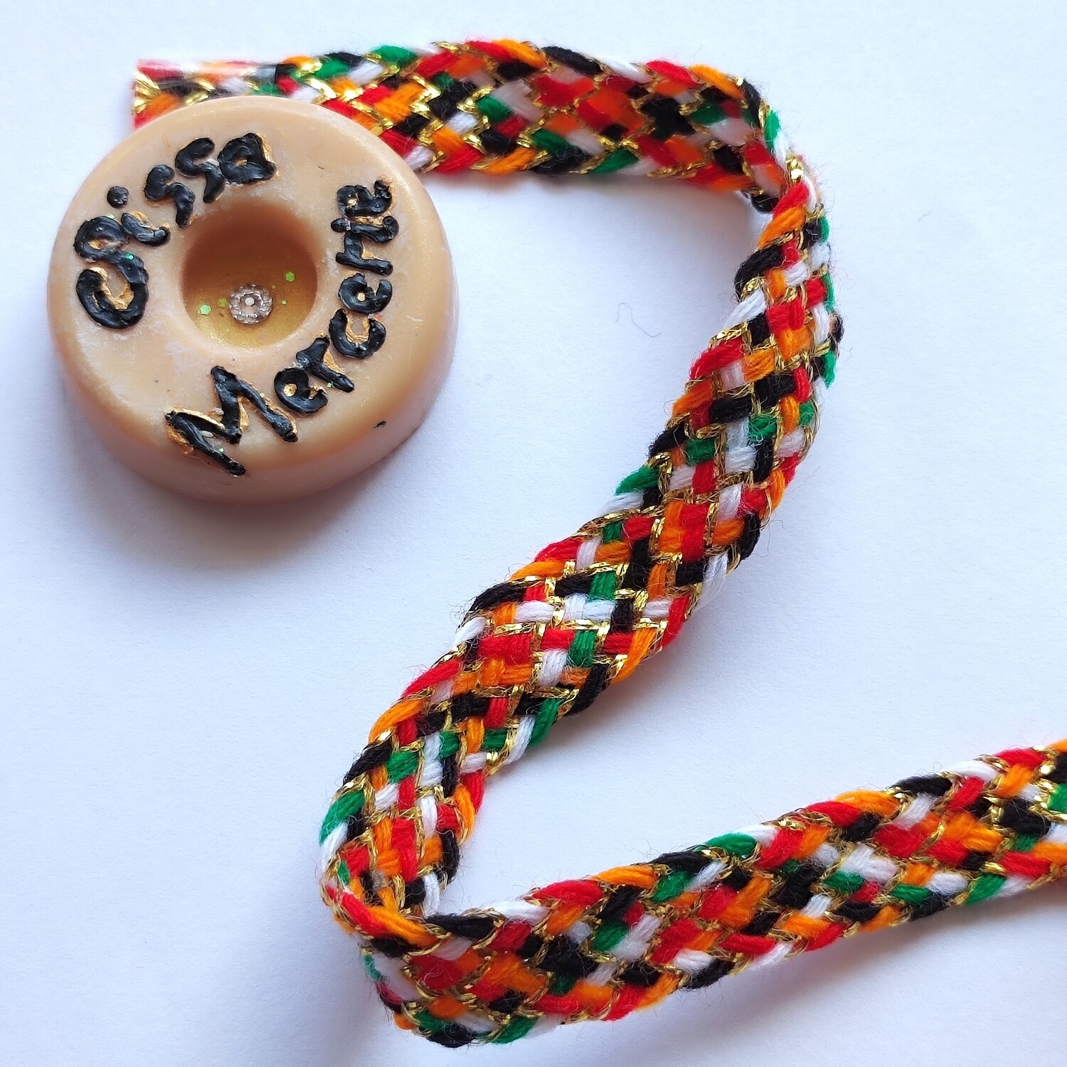 Galon kabyle avec fil doré croisé 