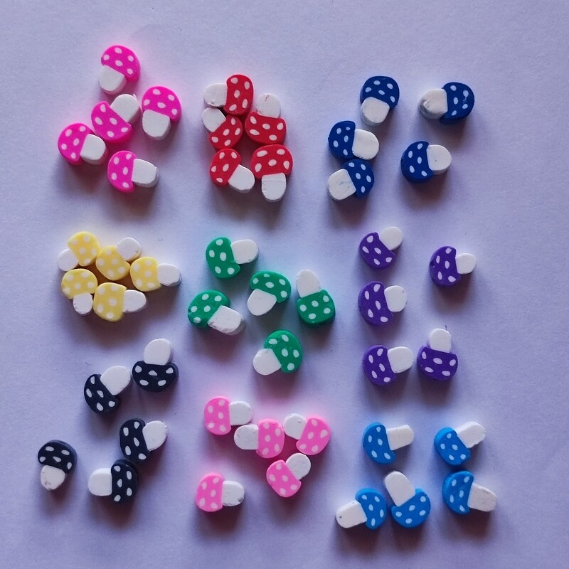 45 perles polymère champignons colorés
