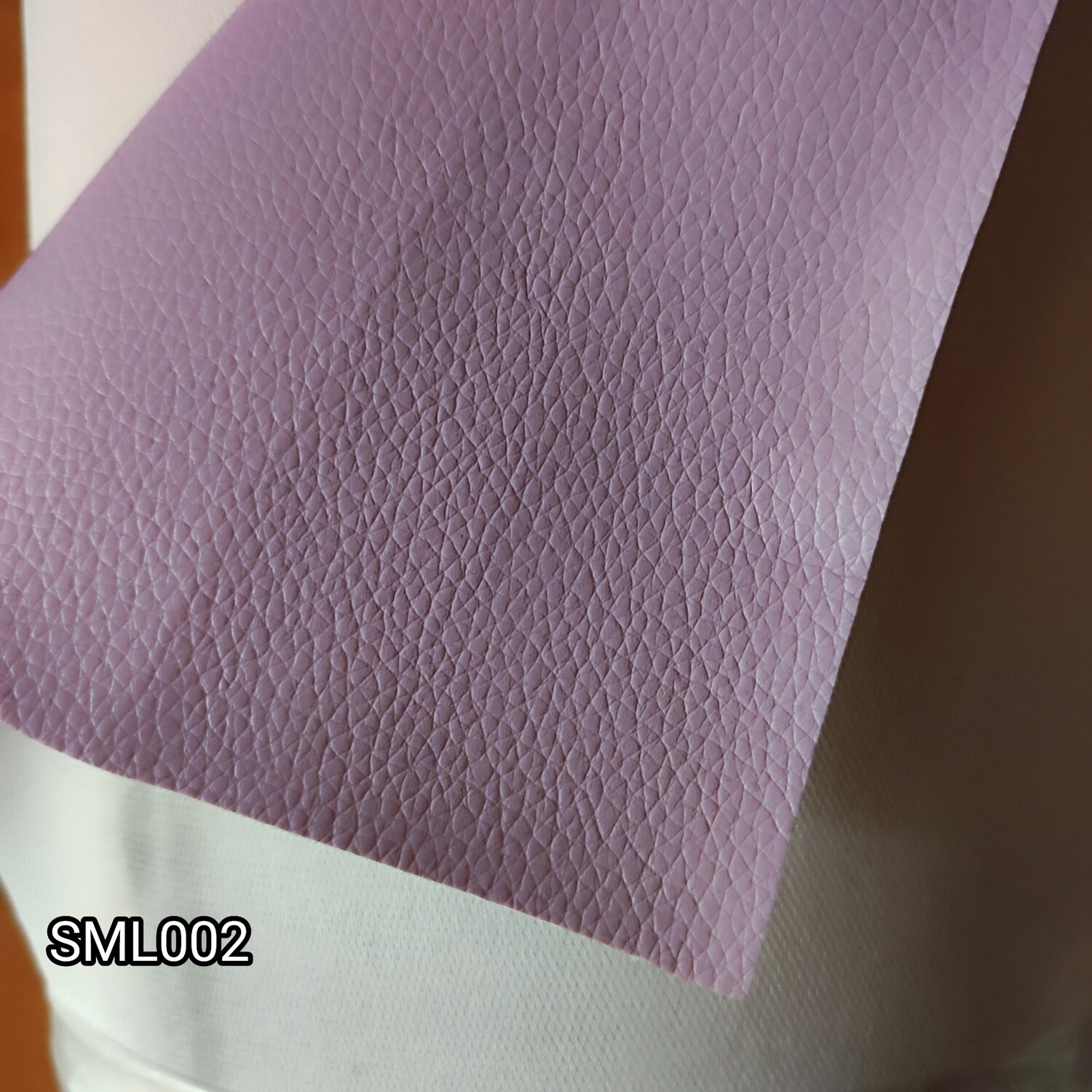 simili cuir violet clair