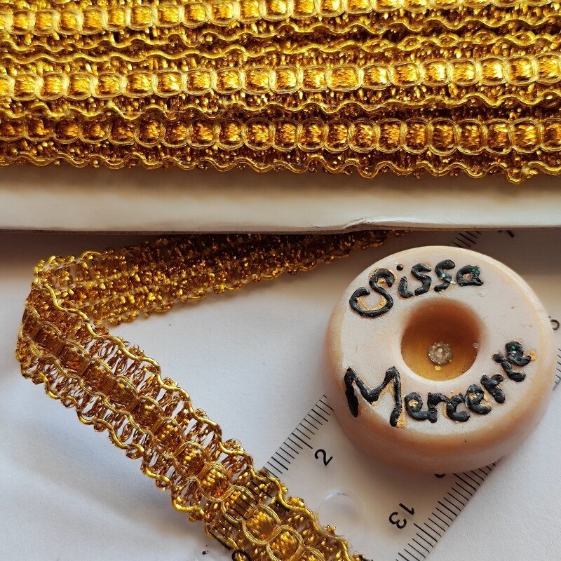 Galon doré 1,5 cm ( coupons)