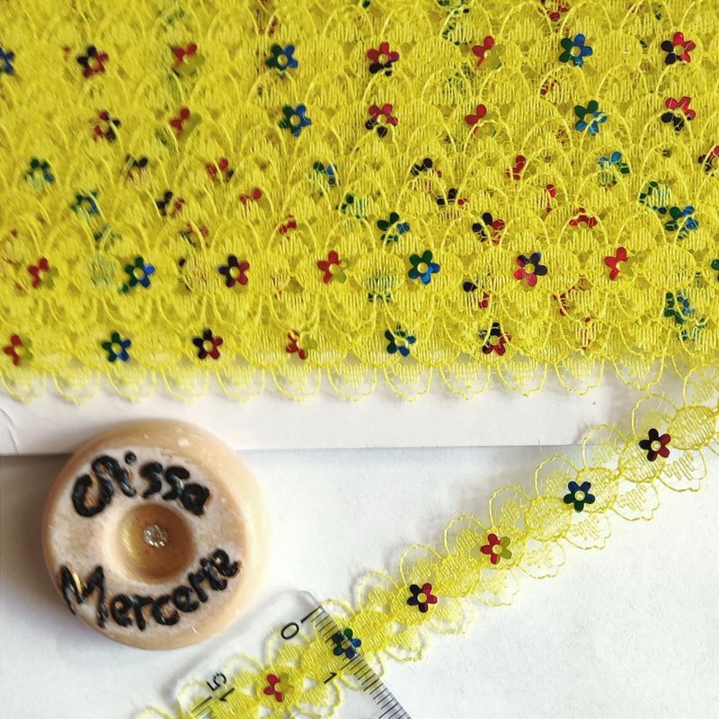 9 mètres dentelle 1,5 cm  jaune