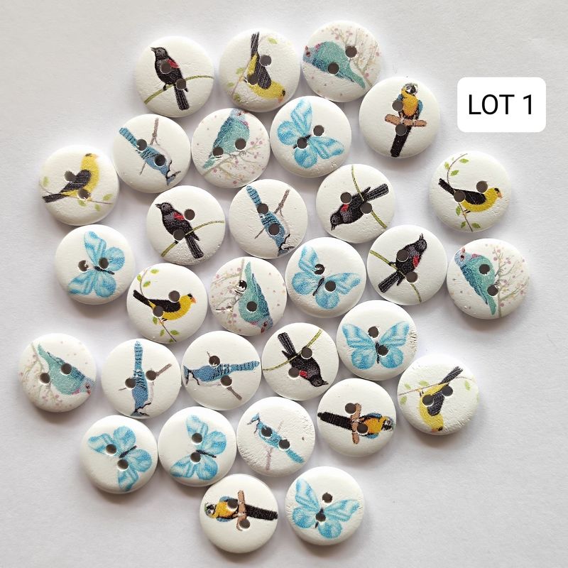 30 boutons en bois nature LOT 1