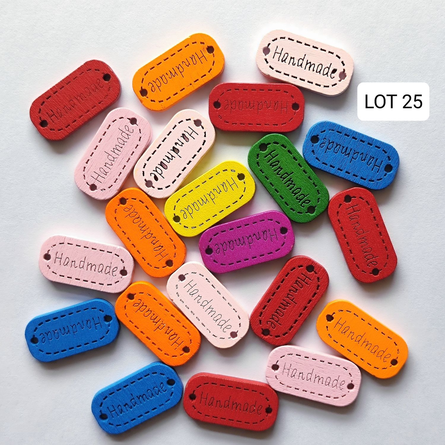 21 boutons bois handmade LOT 25