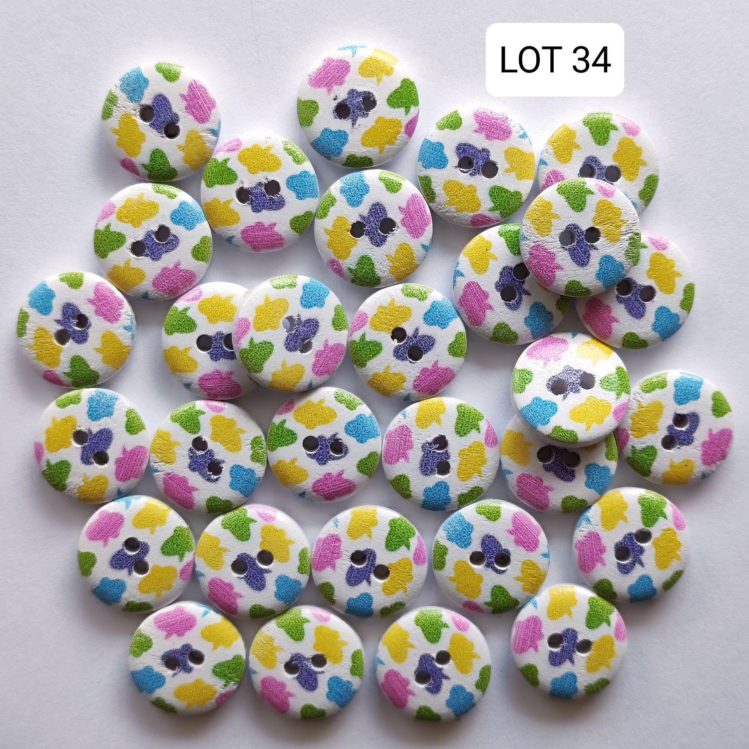 30 boutons bois peinture LOT 34