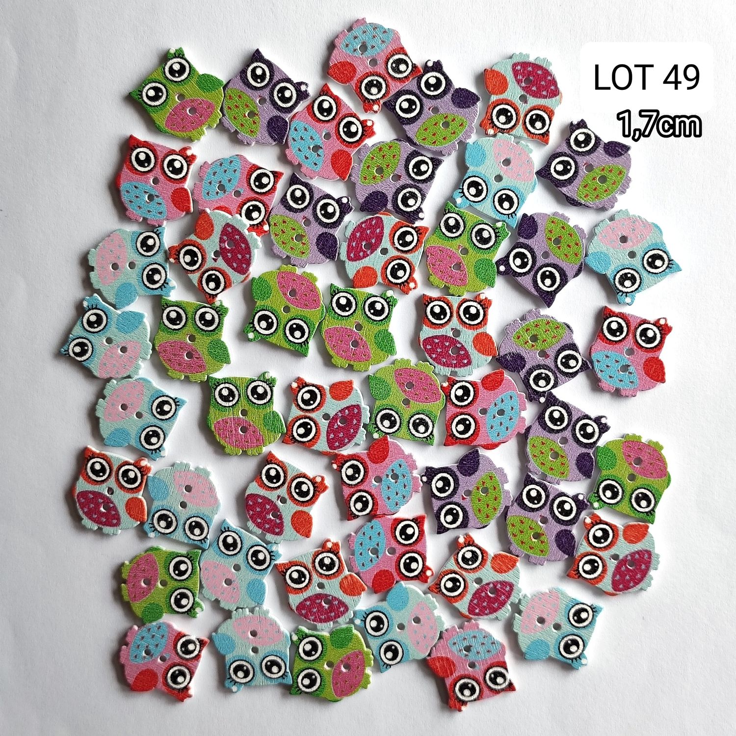 50 boutons bois hiboux LOT 49
