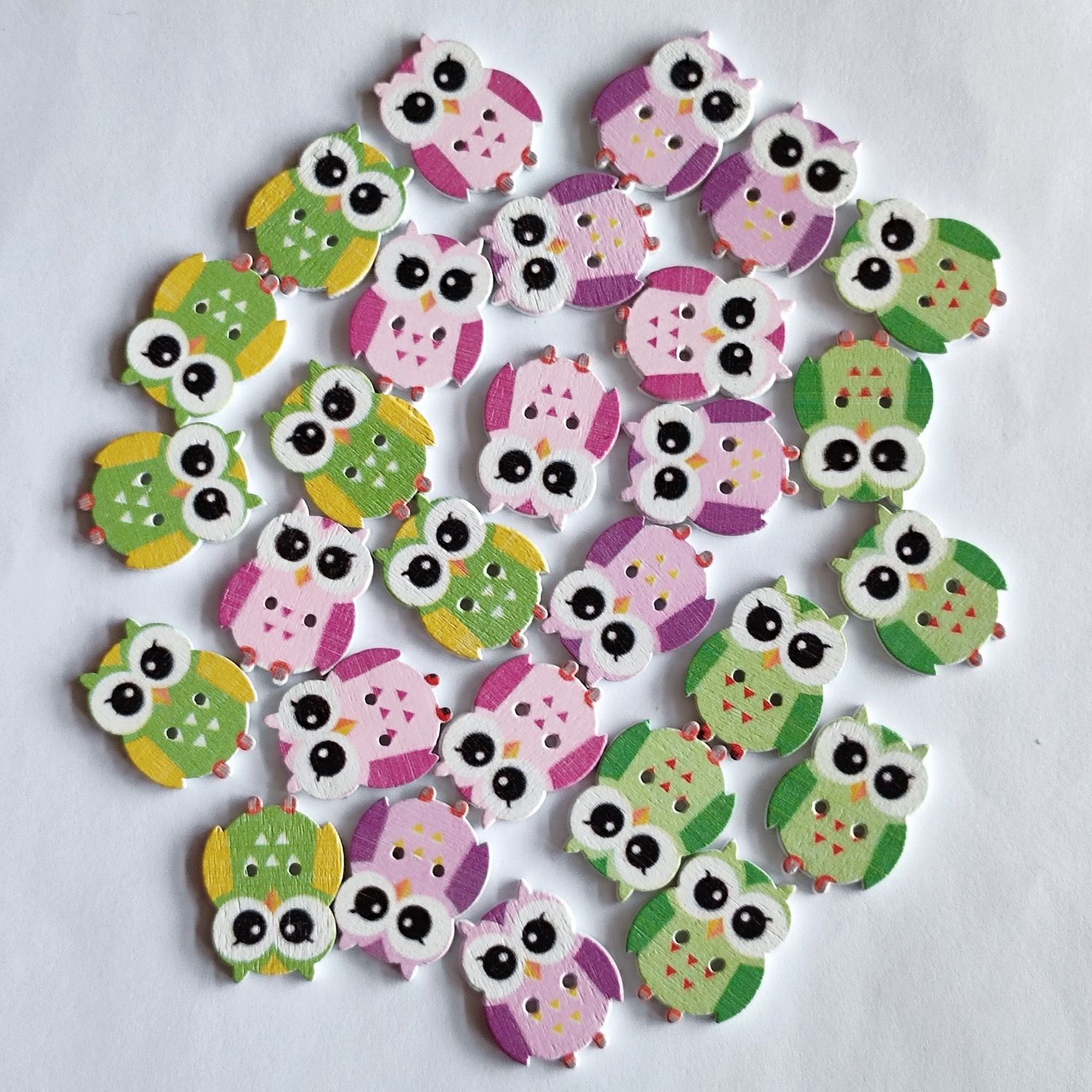 28 boutons bois hiboux LOT 55