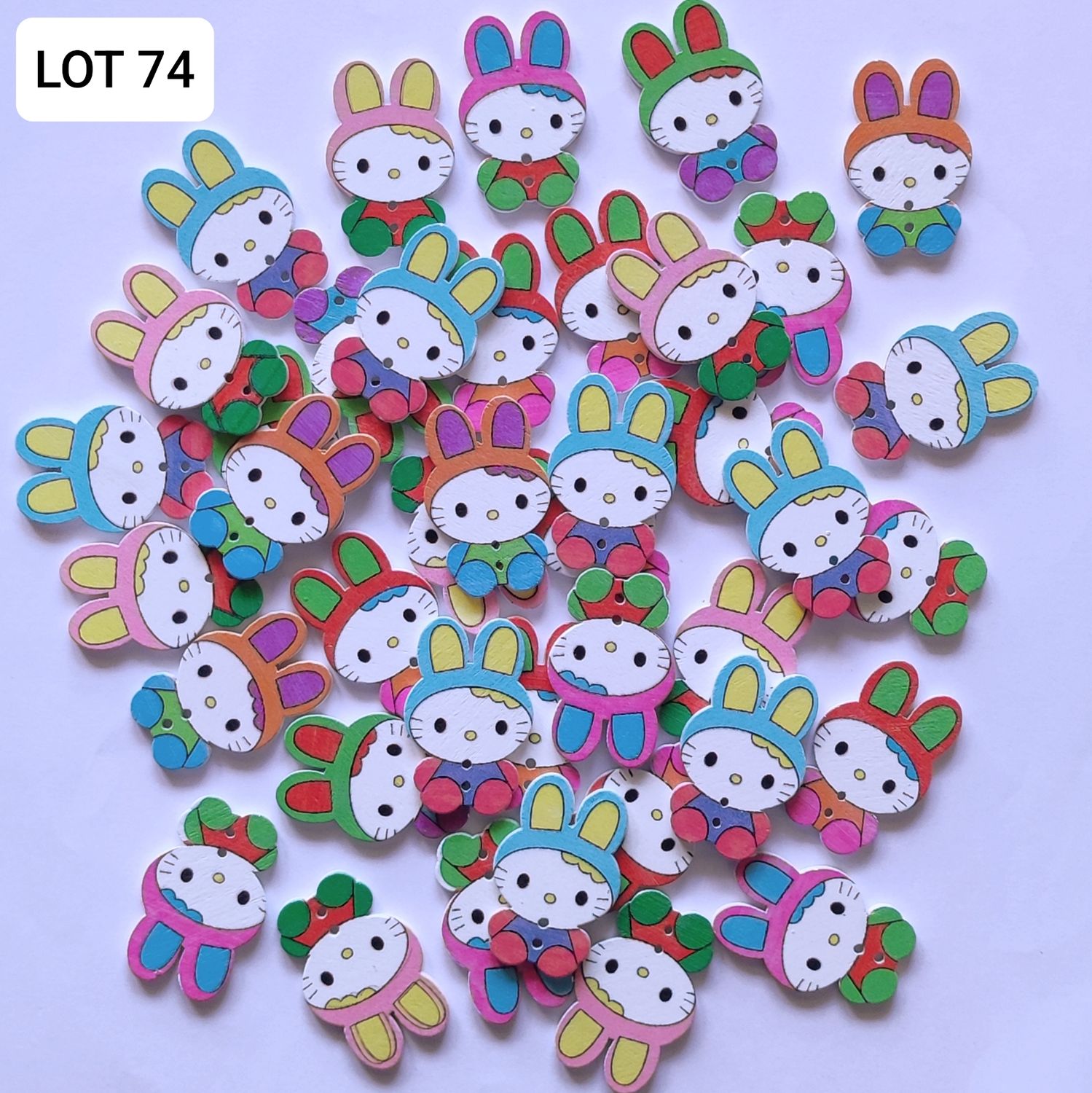 40 boutons bois lapin LOT 74