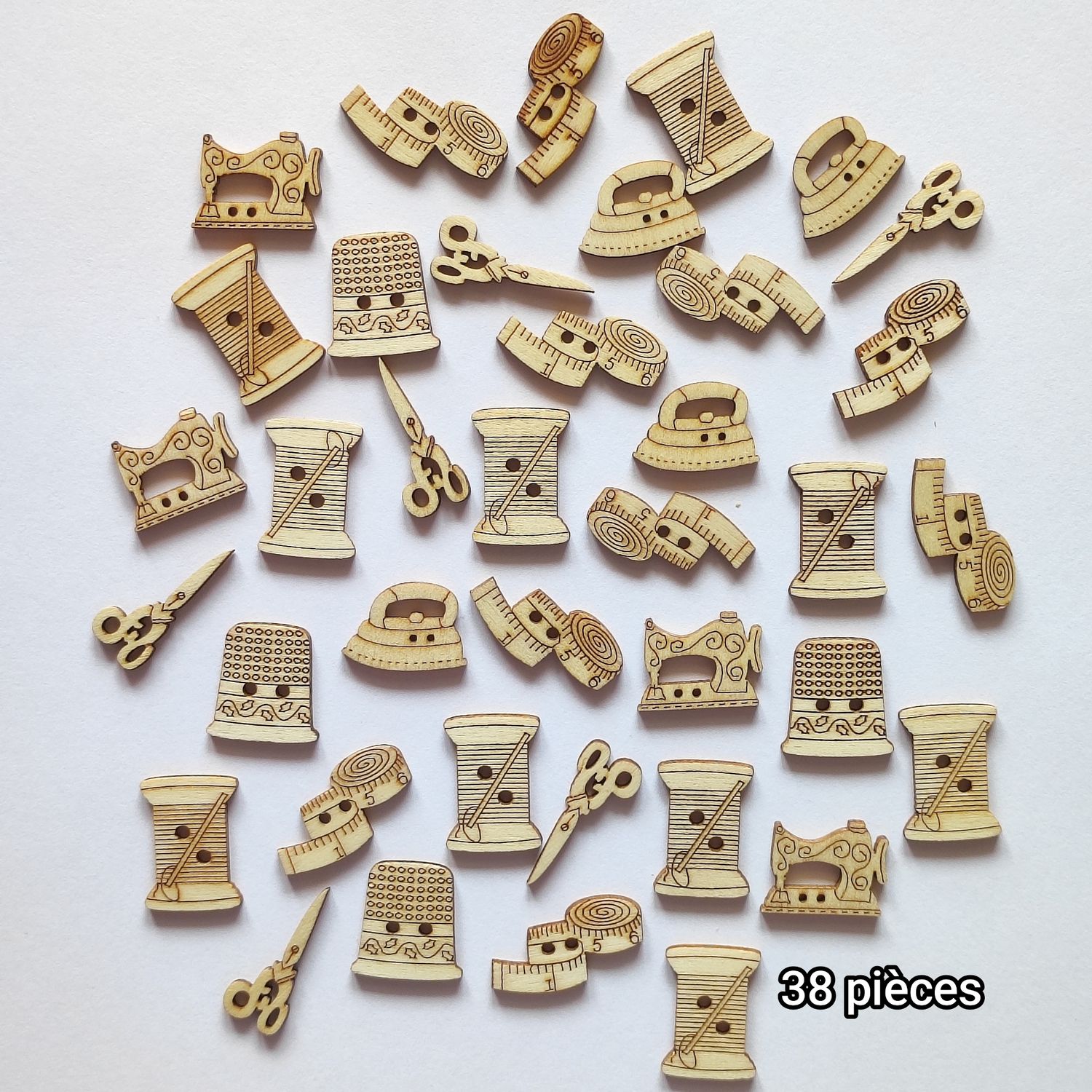  38 boutons bois couture LOT 113