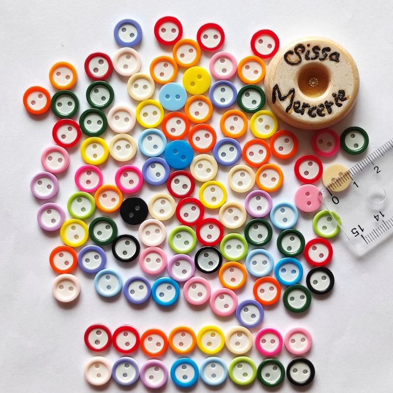 103 boutons 11mm LOT 125