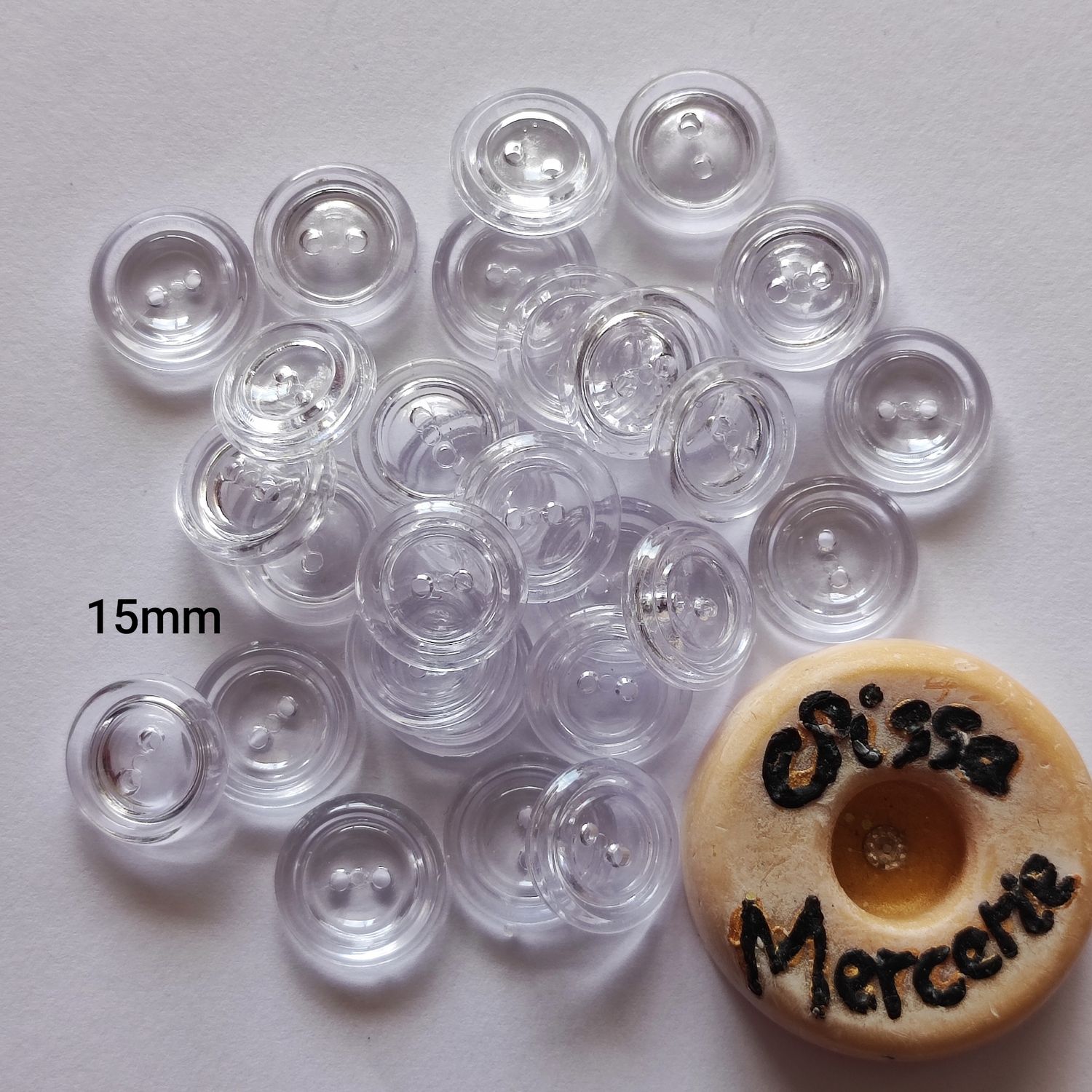 30 boutons transparent 1,5cm LOT 158
