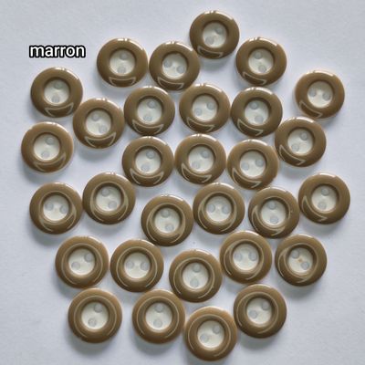 10 boutons marron/blanc 1,3cm LOT 165