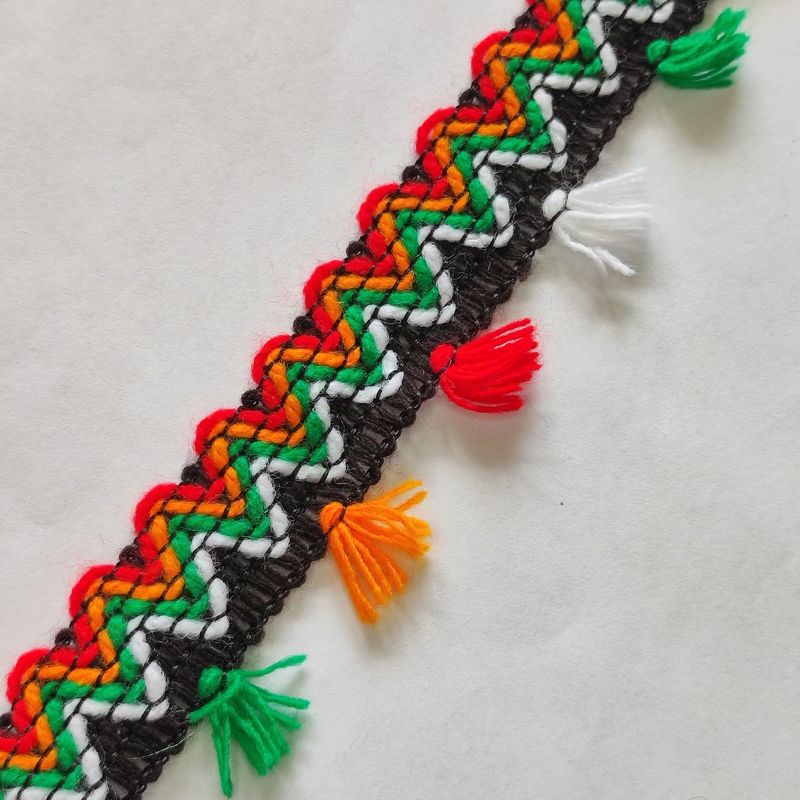 Galon kabyle 3 cm pompons vert/rouge/orange/blanc 