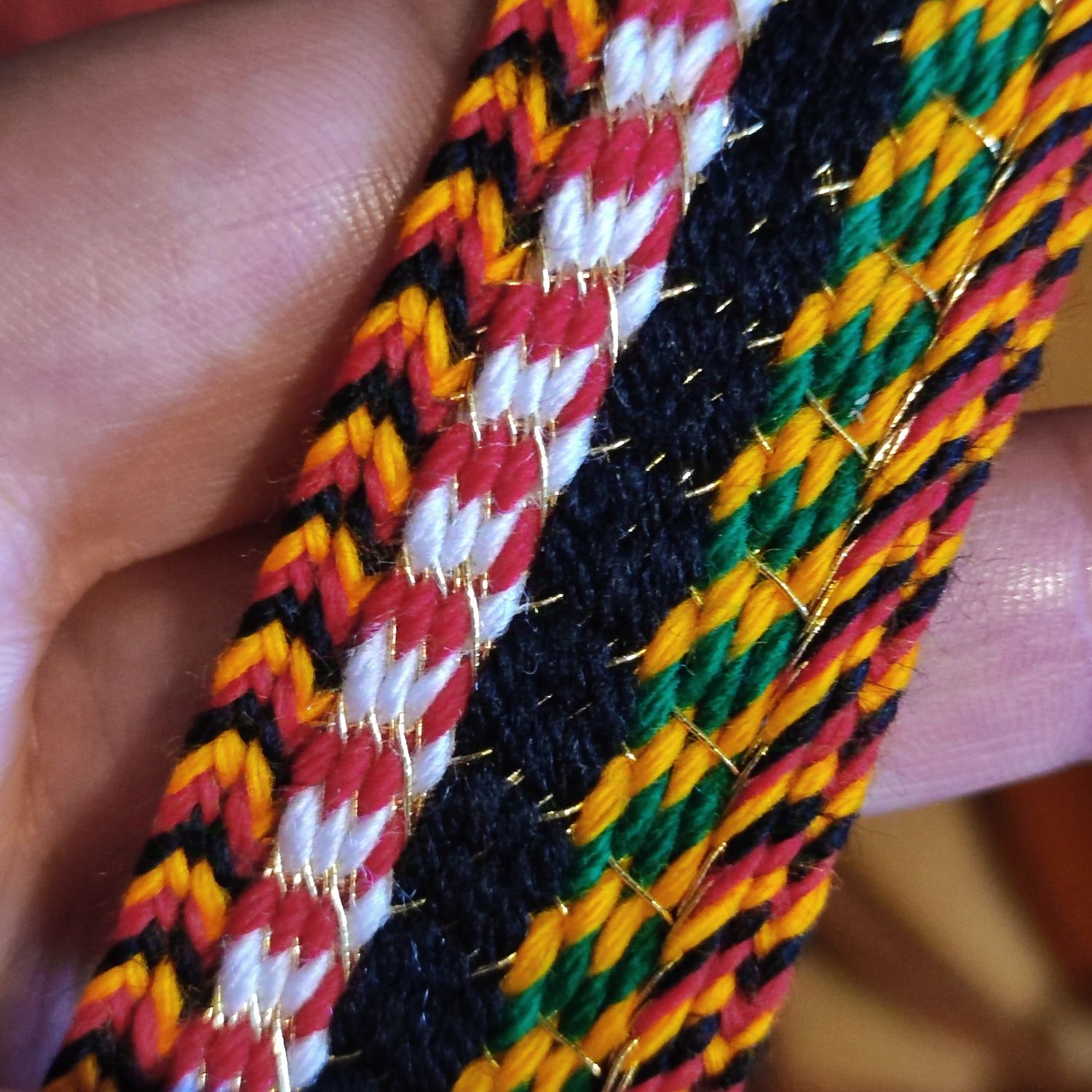 Galon kabyle tresse coloré avec doré