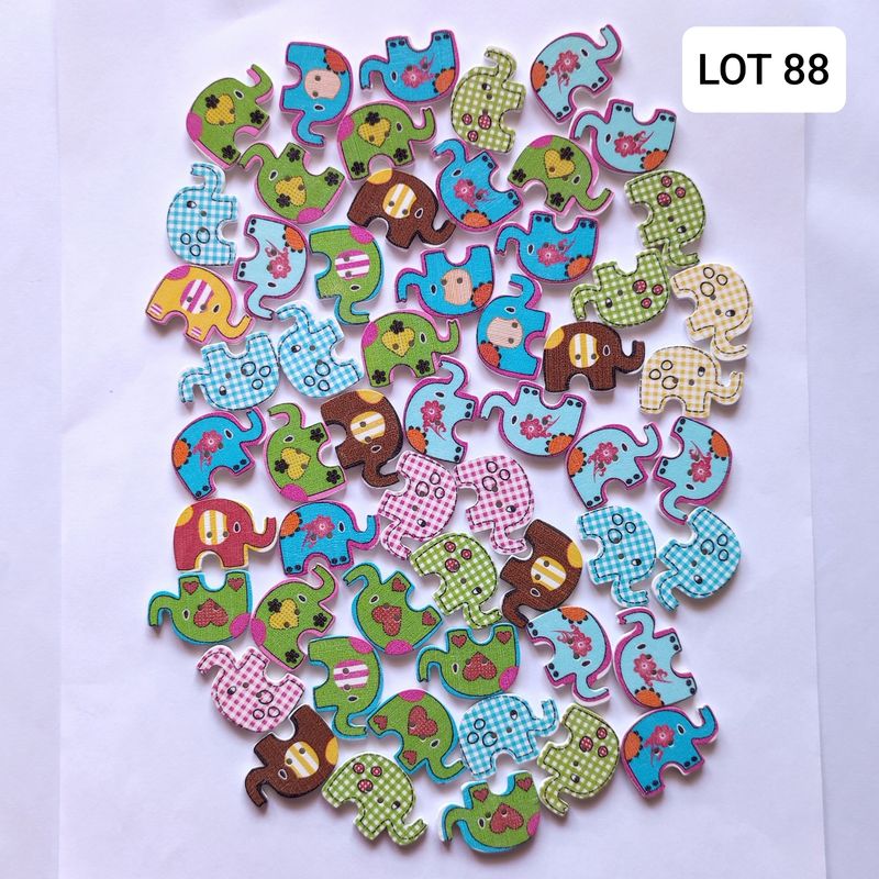  56 boutons bois éléphant LOT 88