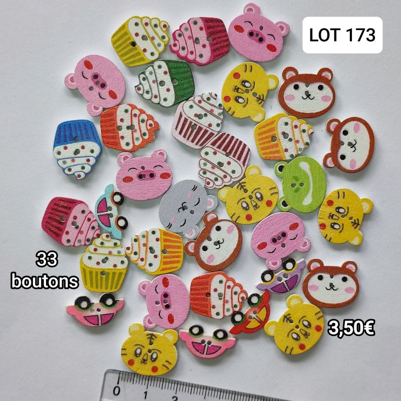 33 boutons LOT 173