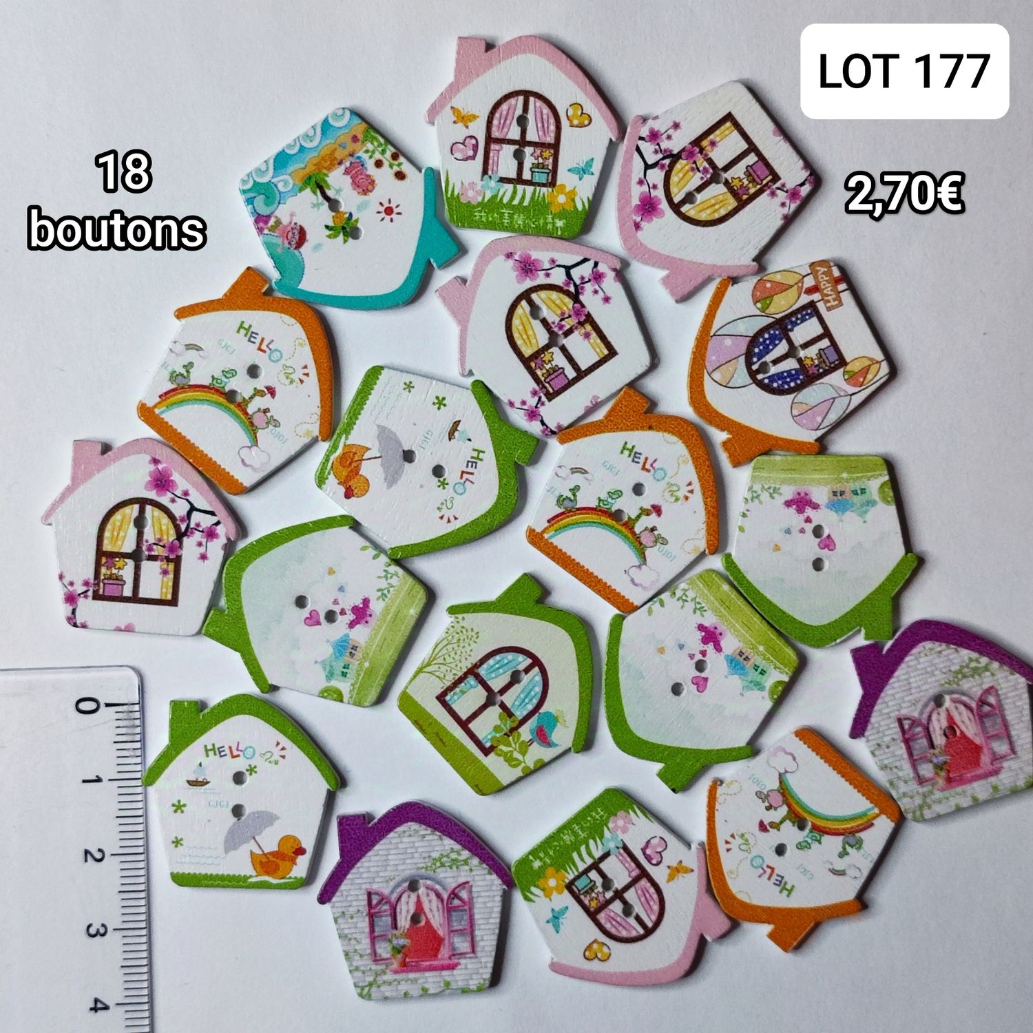 18 boutons maison LOT 177