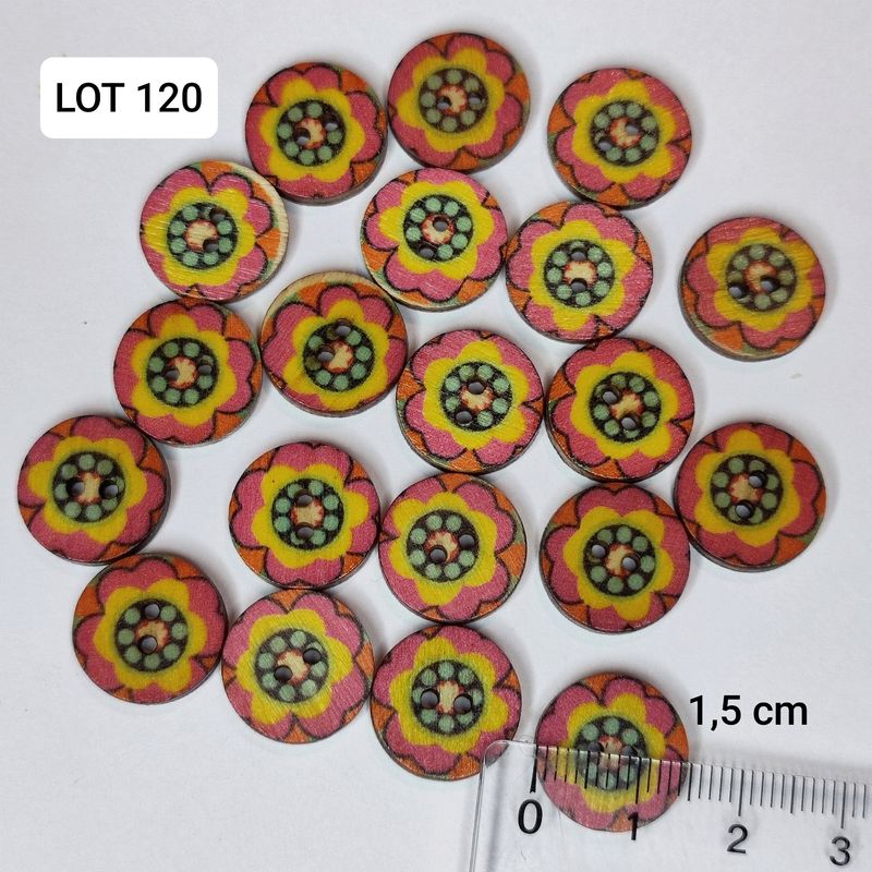 20 boutons bois 1,5cm LOT 120