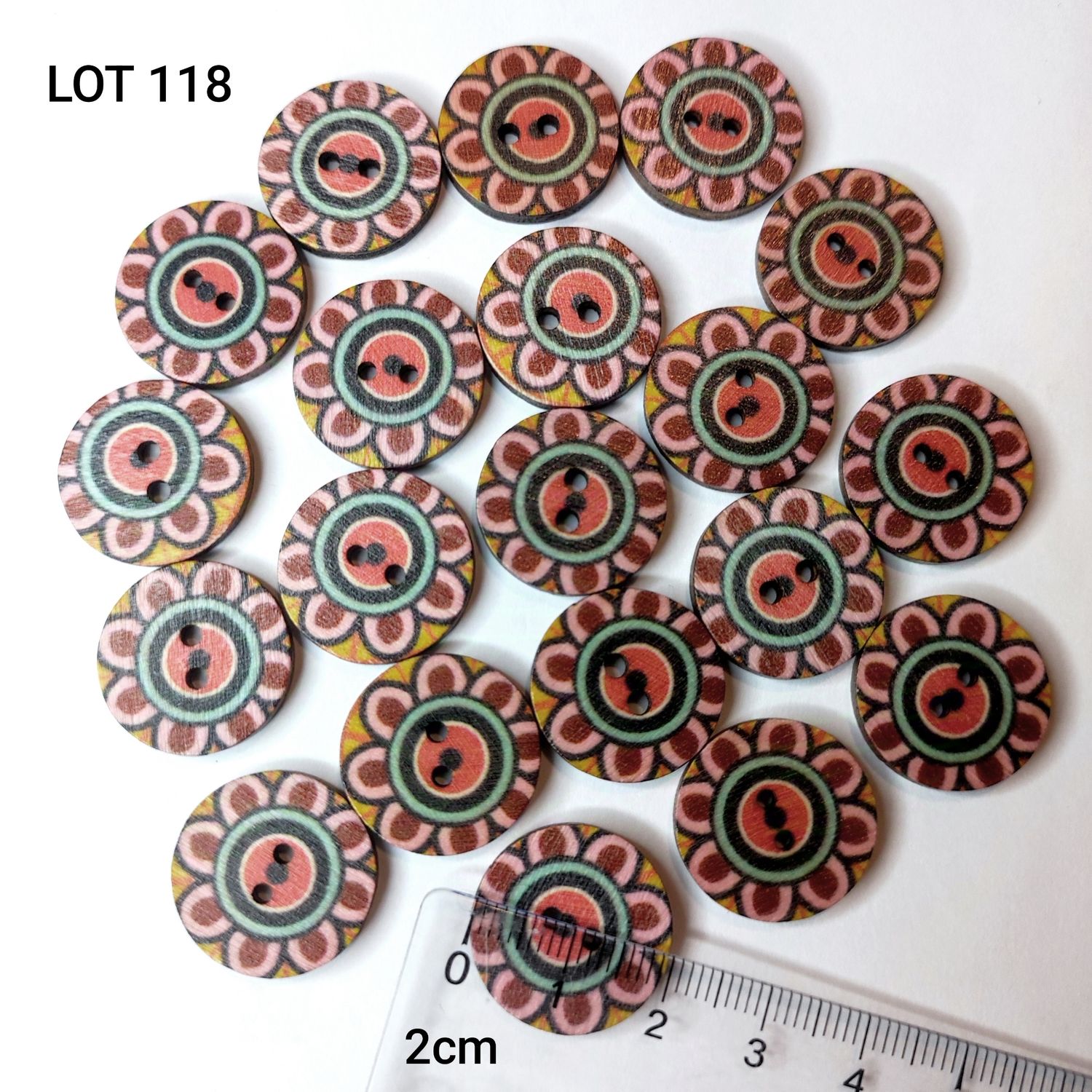 20 boutons bois 2 cm LOT 118