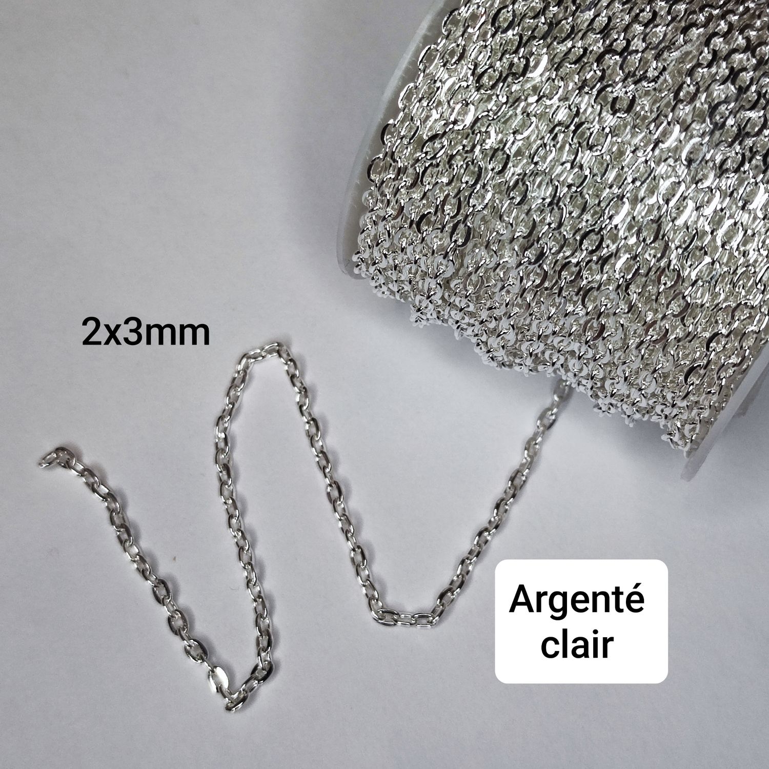 Rouleau chaîne ovale 2x3mm argenté clair 