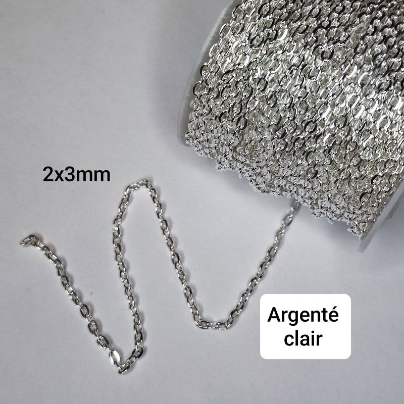 Rouleau chaîne ovale 2x3mm argenté clair 