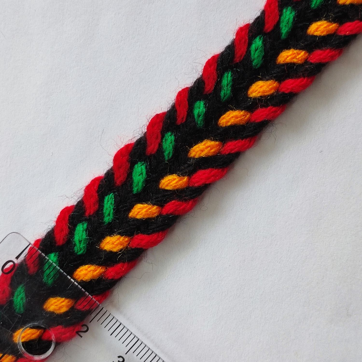 Galon kabyle tresse noire bord rouge 2 cm
