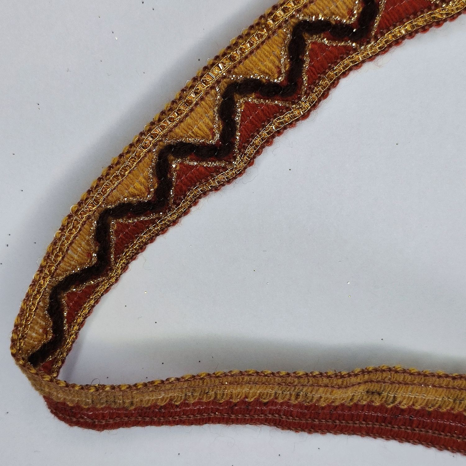 Galon 2cm avec doré/zig zag marron foncé