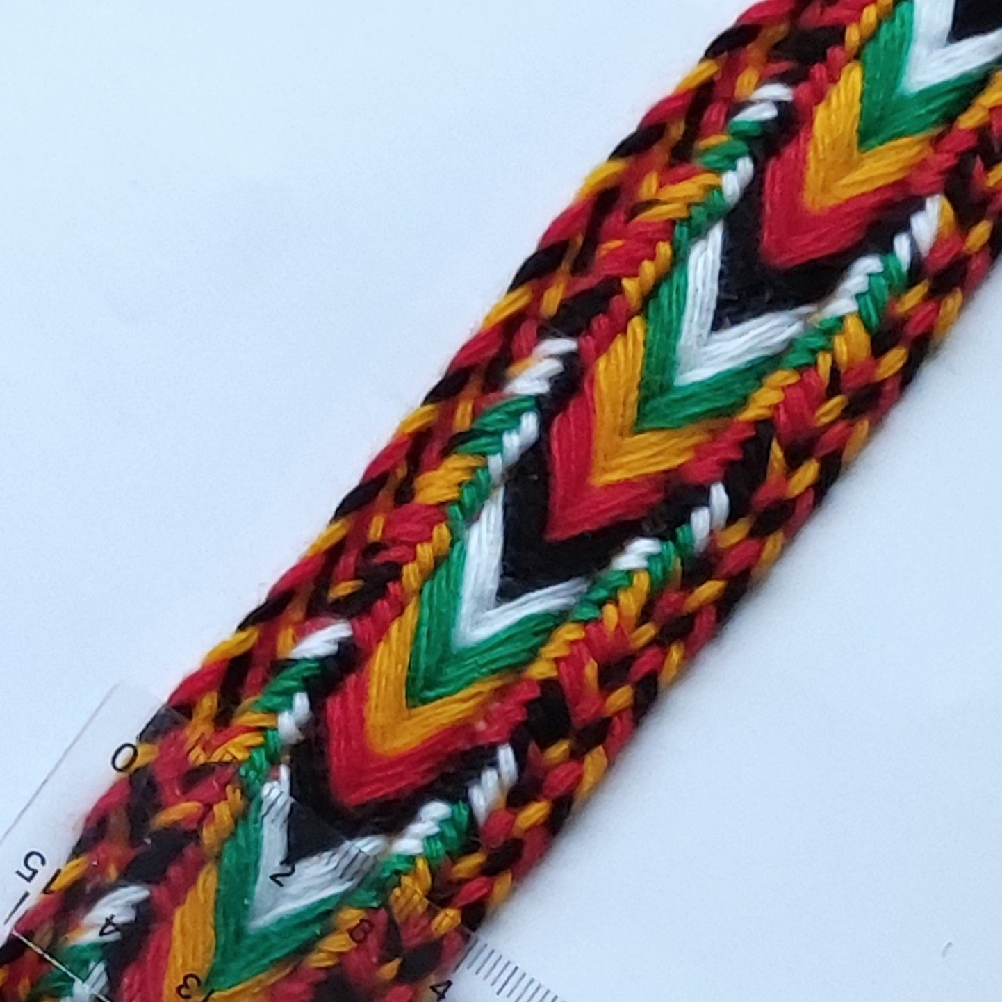Galon kabyle tressé coloré 4cm