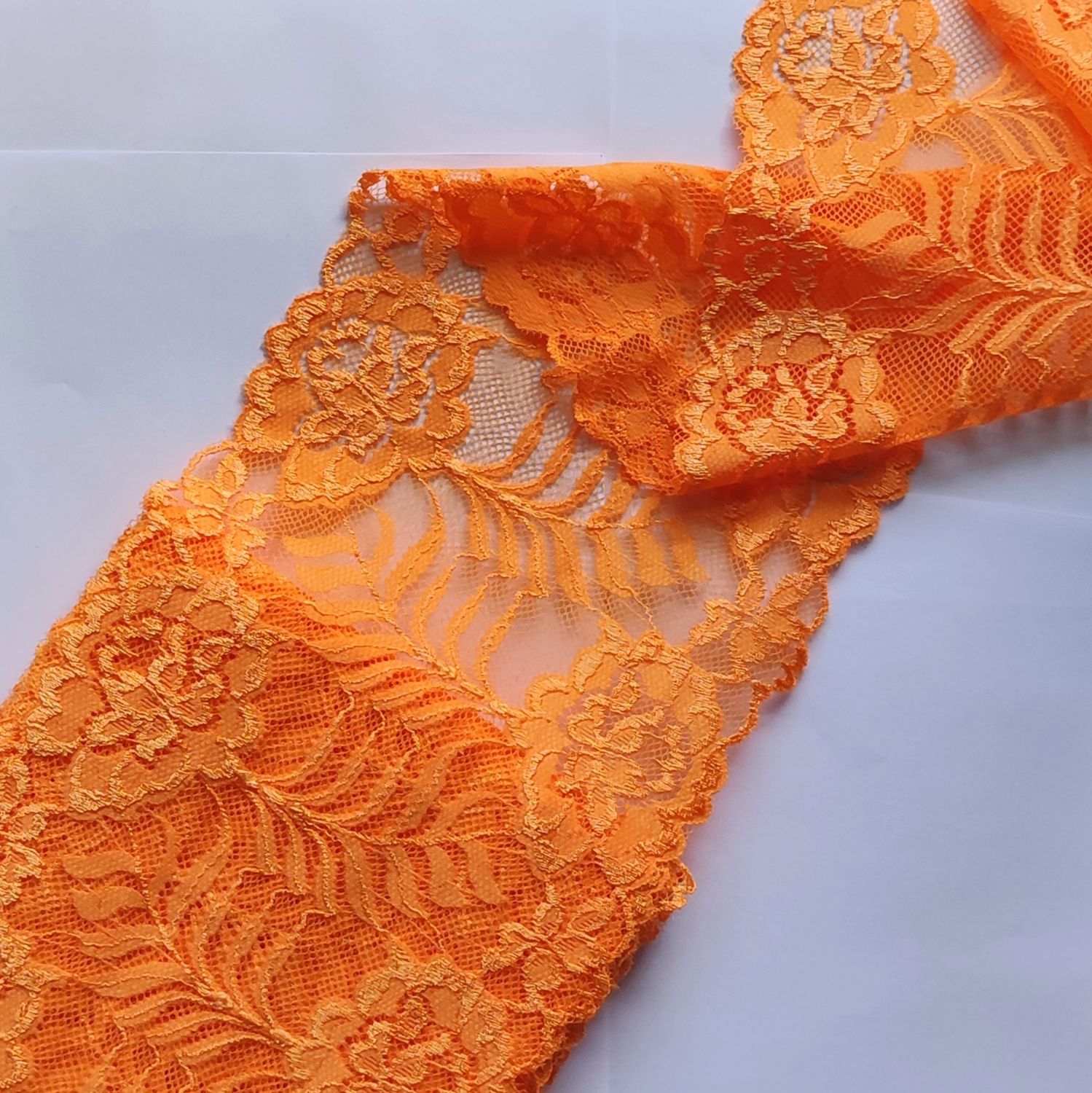 Dentelle élastique large 18cm orange
