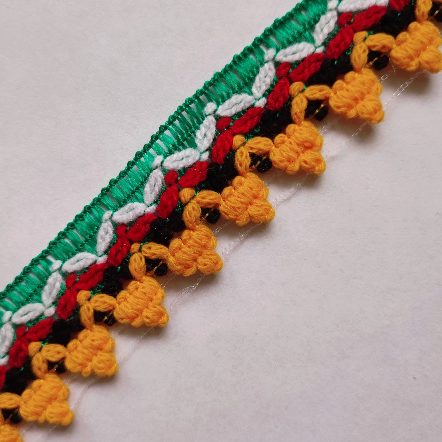 Galon kabyle dentelle fleur orange