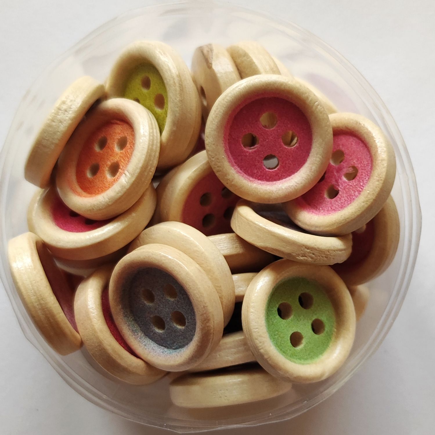 45 boutons rond 1,5 cm LOT 230