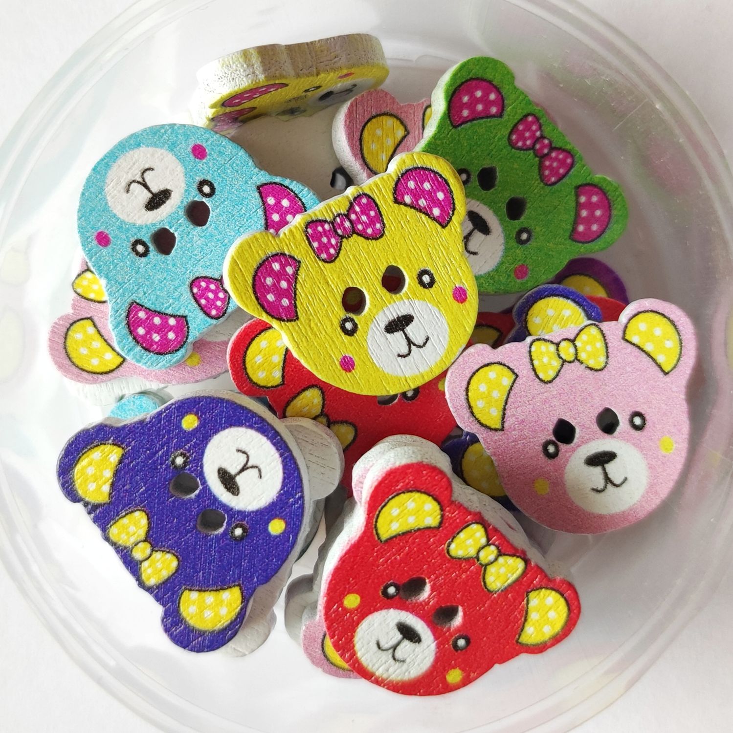 52 boutons petit ours LOT 237