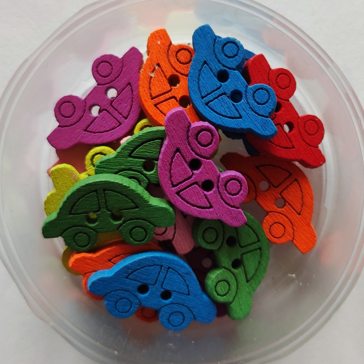 32 boutons voiture LOT 242