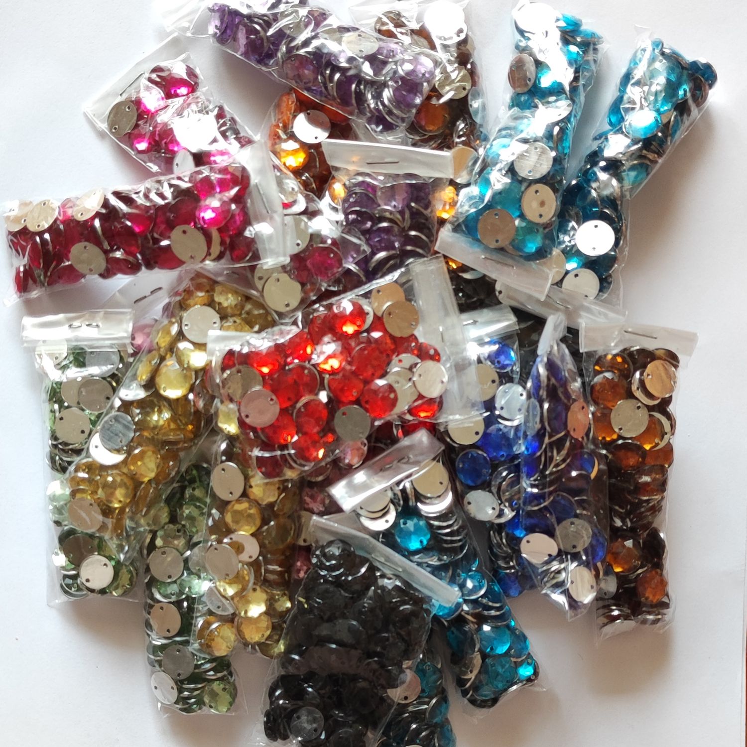 1800 strass 10mm couleurs mélangées